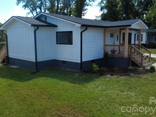 108 Maplewood Knoll Dr #14, East Flat Rock, NC 28726