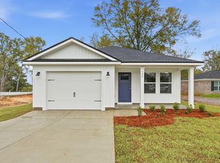 659 Lee Ave, Crestview, FL 32539