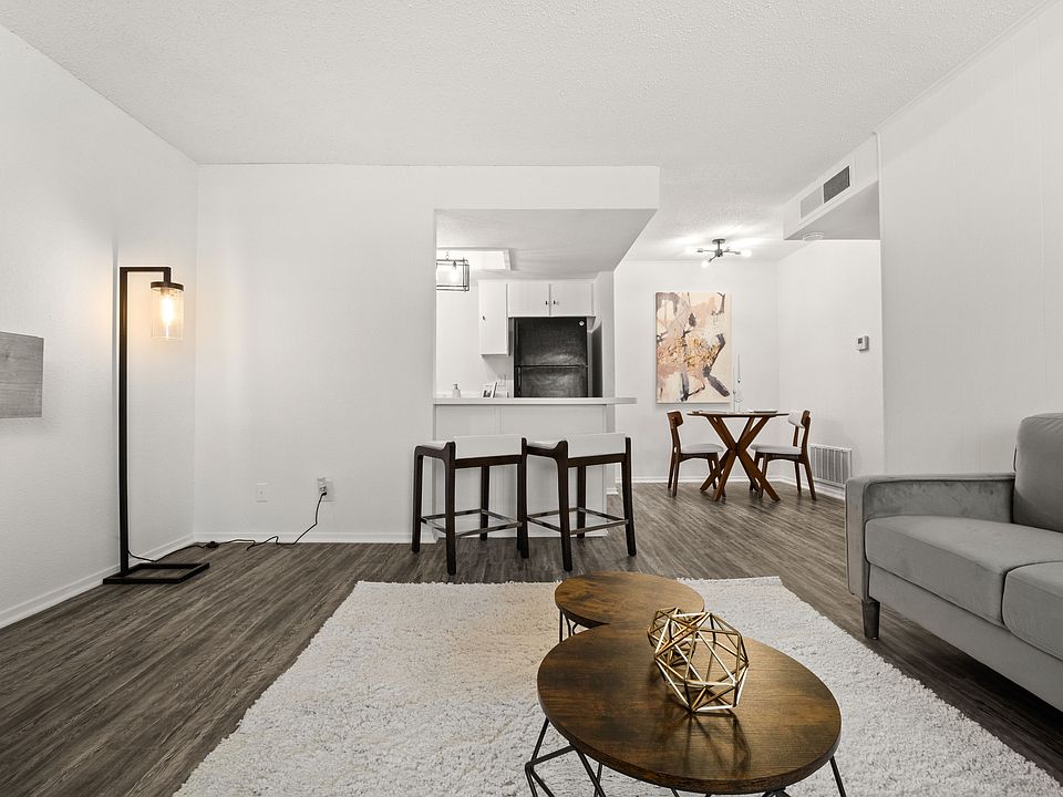 Celeste Apartments 2960 Lake St Lake Charles LA Zillow