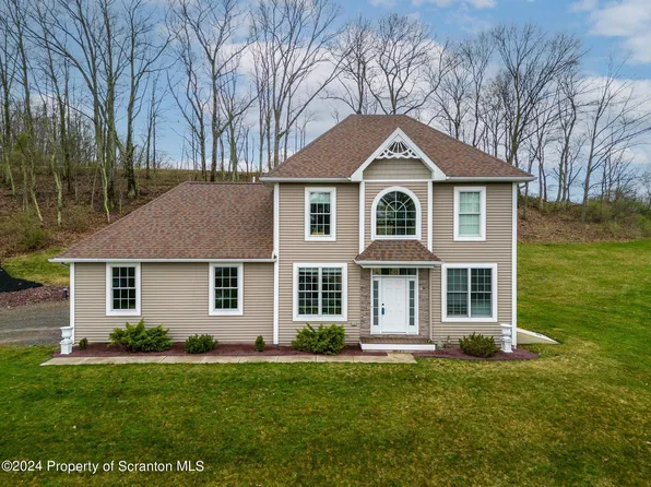 134 Rails Rd, Tunkhannock, PA 18657