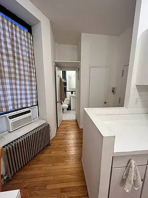 Rented by CitySites Real Estate Group | media 18