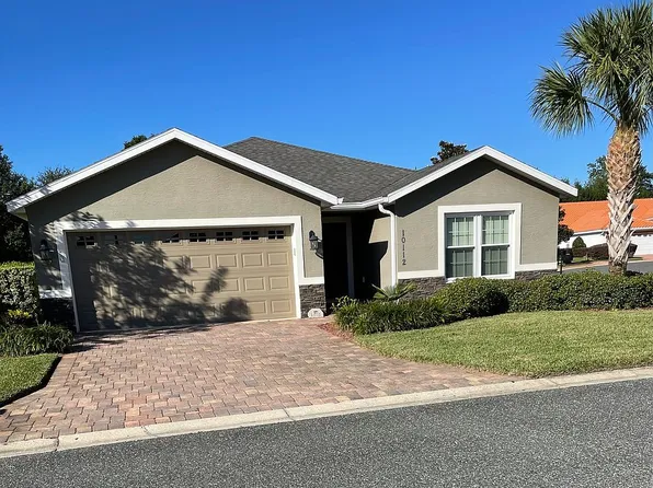 10112 Mainsail Dr, Oxford, FL 34484