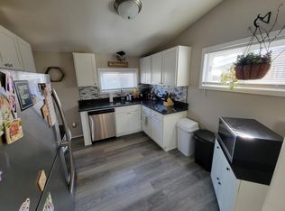 9260 Idaho St, Livonia, MI 48150