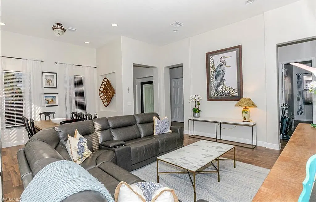 5104 Salerno Street - Maple... — Photo 4