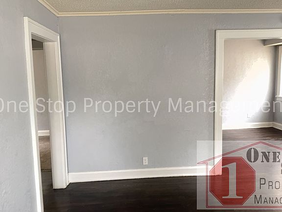 3rd image of 7314 Agnes Ave
