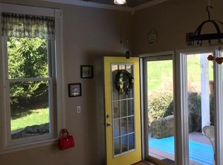 31 1/2 Springhaven Rd, Wheeling, WV 26003