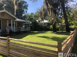 1002 Queen Rd, Saint Augustine, FL 32086