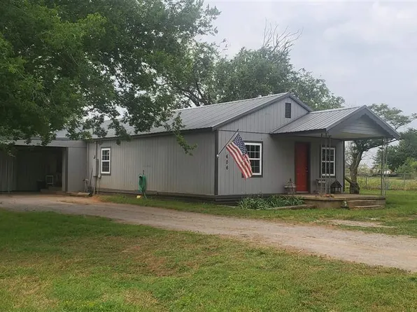 606 W South Boundary St, Walters, OK 73572