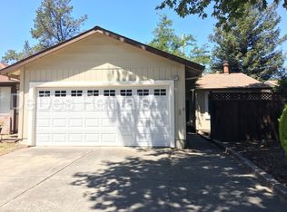 2507 Copperfield Dr, Santa Rosa, CA 95401