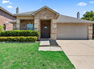9516 Sills Way, Fort Worth, TX 76177