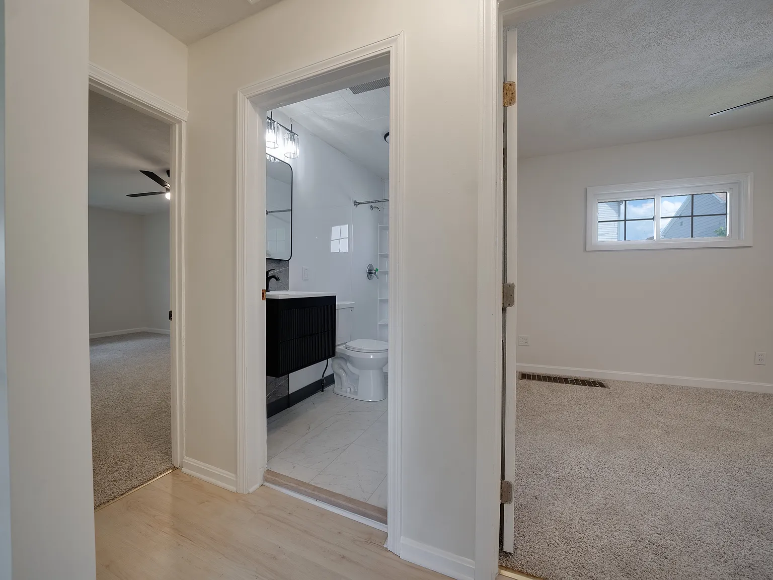 2 bed, 1003 sqft, $1,200 — Photo 2
