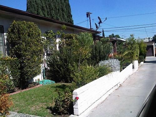 1st image of 212 N Olive Ave