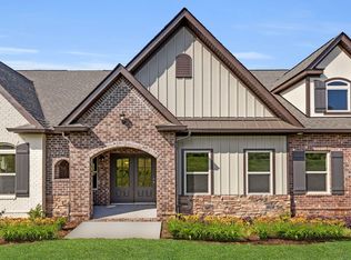 154B Founding Way #38, Lookout Mountain, GA 30750