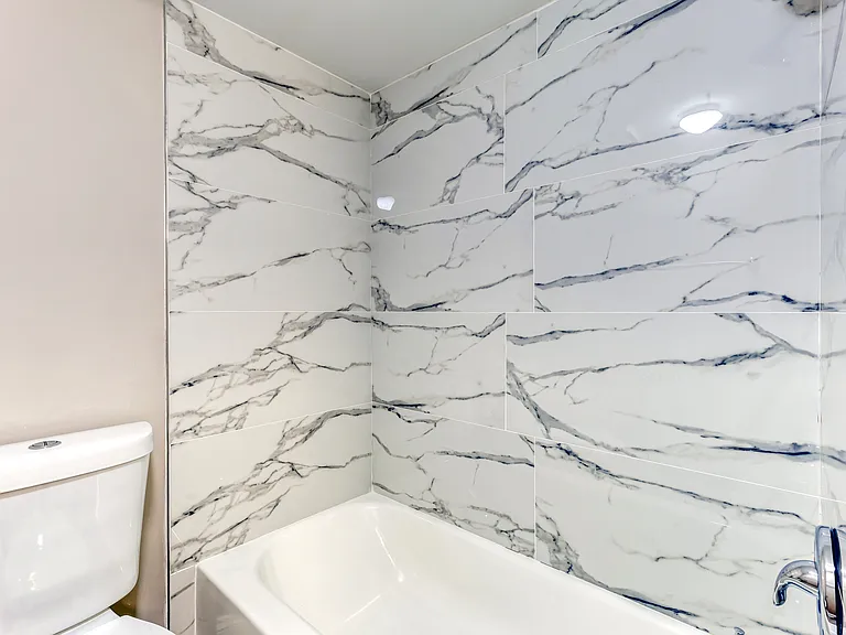 Delray Place Apartments — Photo 25