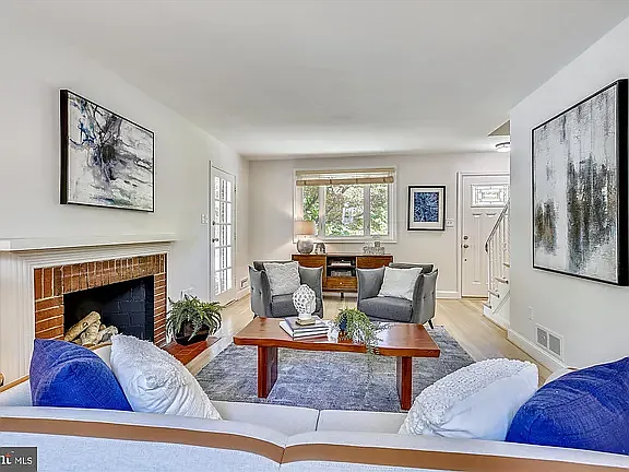 4400 Rosedale Ave — Photo 3