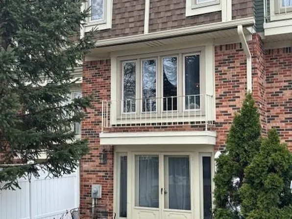 344 N Mill St, Plymouth, MI 48170