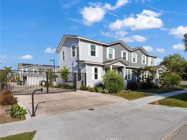 1113 N Bewley St, Santa Ana, CA 92703