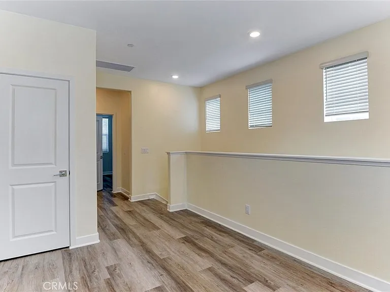 535 Embrook Way — Photo 29