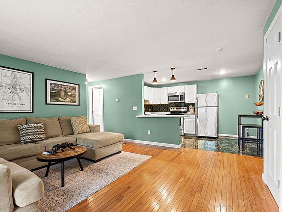 4th image of 1261 Church St APT 31
