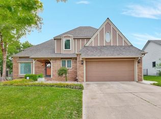 2634 N Rushwood St, Wichita, KS 67226