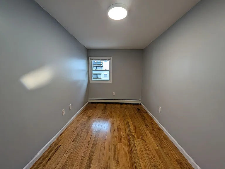 508 5th Ave — Photo 14