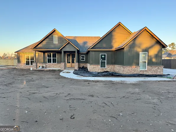 813 Long Pond Rd, Lake Park, GA 31636