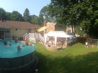 9 W Dexter Ave, Woburn, MA 01801