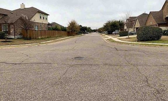 Exterior Neighborhood (street photo)