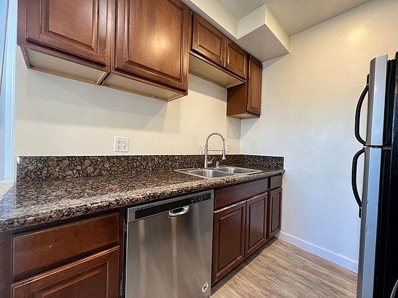 5th image of 12727 Matteson Ave APT 7