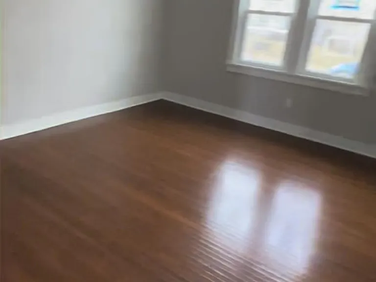 121 Esmond St — Photo 3