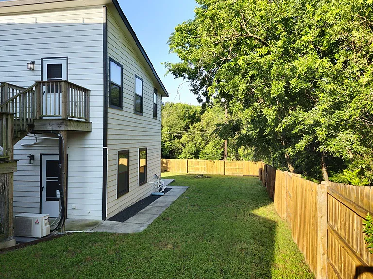 Shared Huge Fenced in Backyard