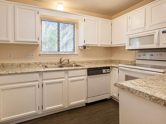 2nd image of 9125 Nathaniel Russell Ln