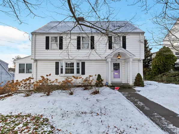 99 Bentwood Road, West Hartford, CT 06107
