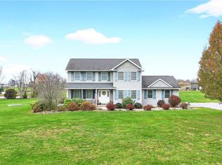 29 Breeze Ln, New Wilmington, PA 16142