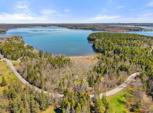 462 Rays Point Rd, Milbridge, ME 04658