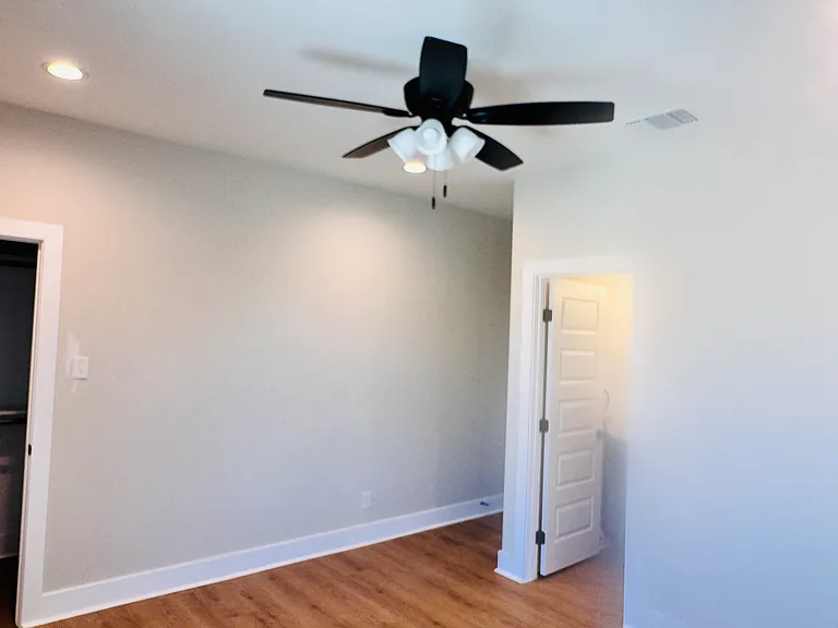 2031 Vaughn St #B — Photo 27