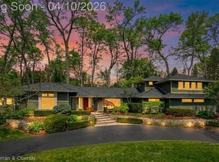 6130 Idlewyle Rd, Bloomfield Hills, MI