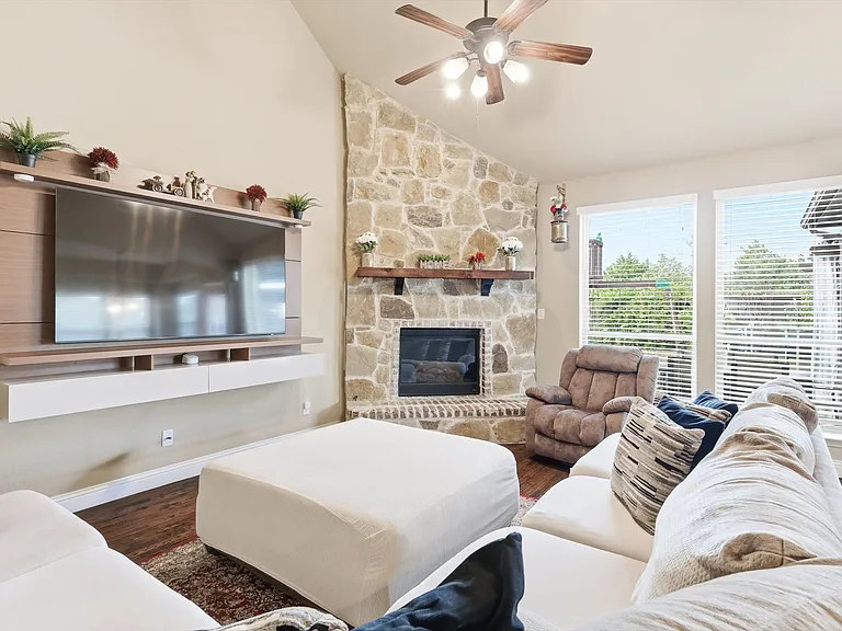1370 Pelican Dr — Photo 9