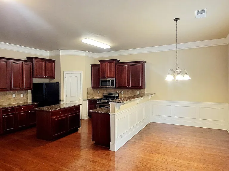 1202 Berkley Hills Pass — Photo 9