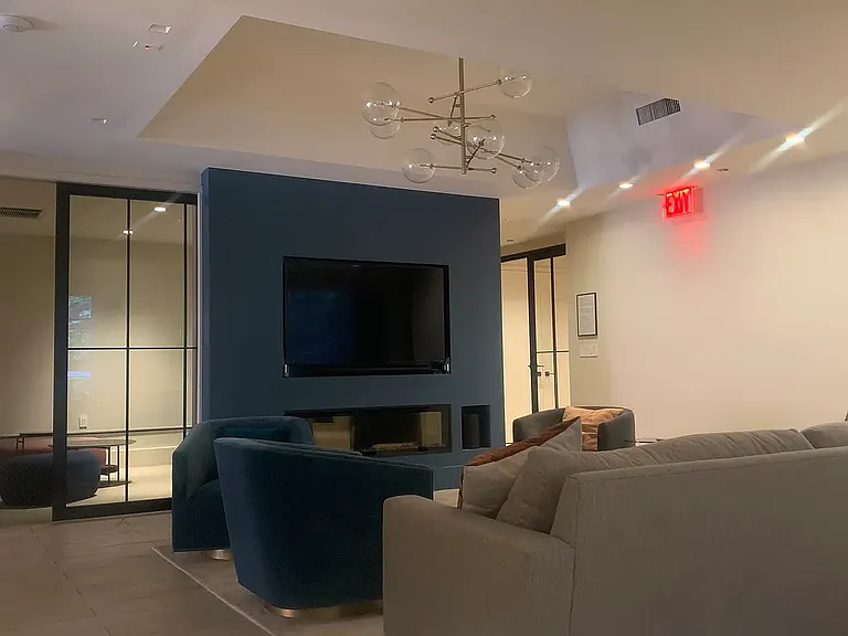 245 E 93rd St #28B — Photo 2