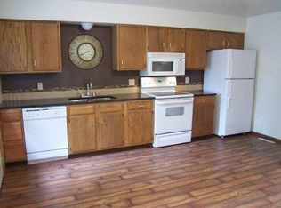619 S Main St #10, Mount Pleasant, MI 48858