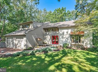 1 Grist Mill Ct, Medford, NJ 08055