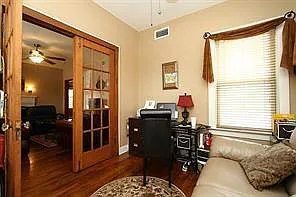 1915 Cleburne St #1 — Photo 7