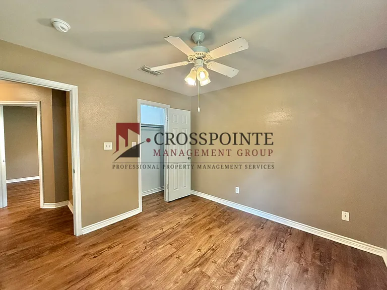15919 Brittain Ct — Photo 24