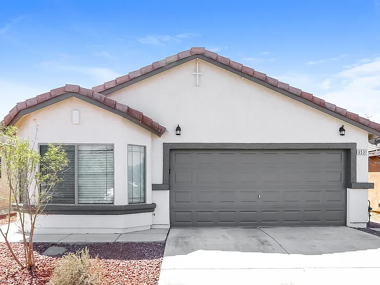 6531 Duck Hill Springs Dr — Photo 1