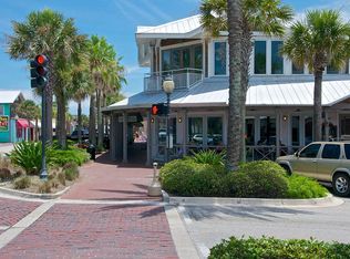 390 10th St, Atlantic Beach, FL 32233