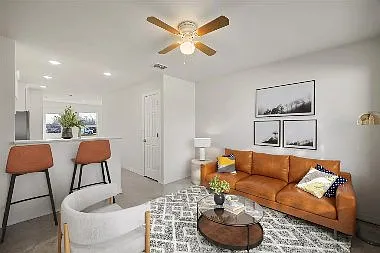 645 N McCart St #645 N MCCART — Photo 6
