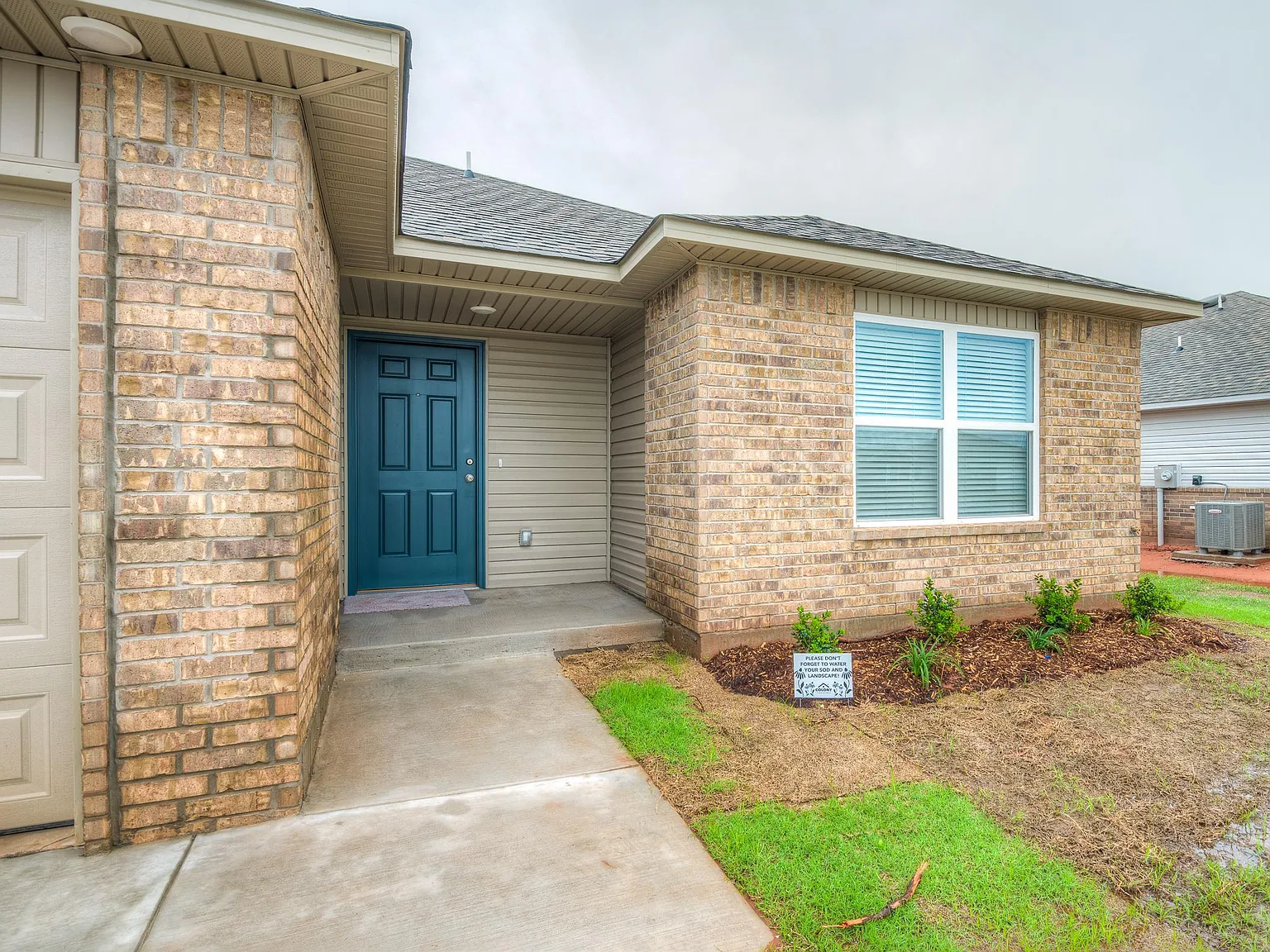 3 bed, 1393 sqft, $1,560 — Photo 3