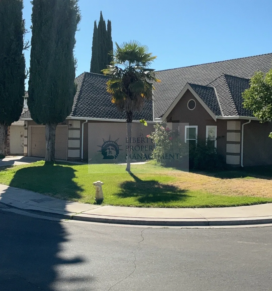 5 bed, 2553 sqft, $2,950 — Photo 1
