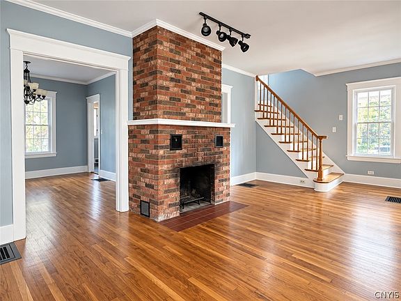 5th image of 147 Clifton Pl